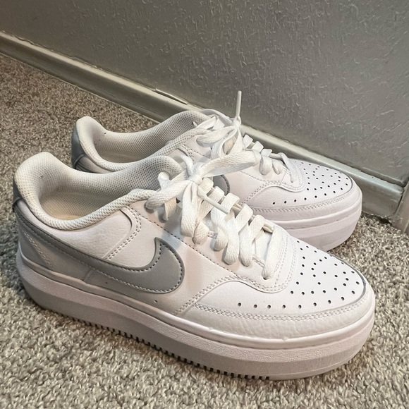 Nike Court Vision Alta - Picture 2 of 6